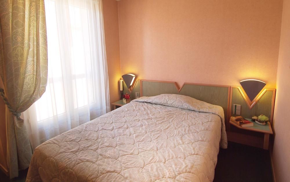 The Originals City, Hotel Le Boeuf Rouge, Saint-Junien Exterior foto